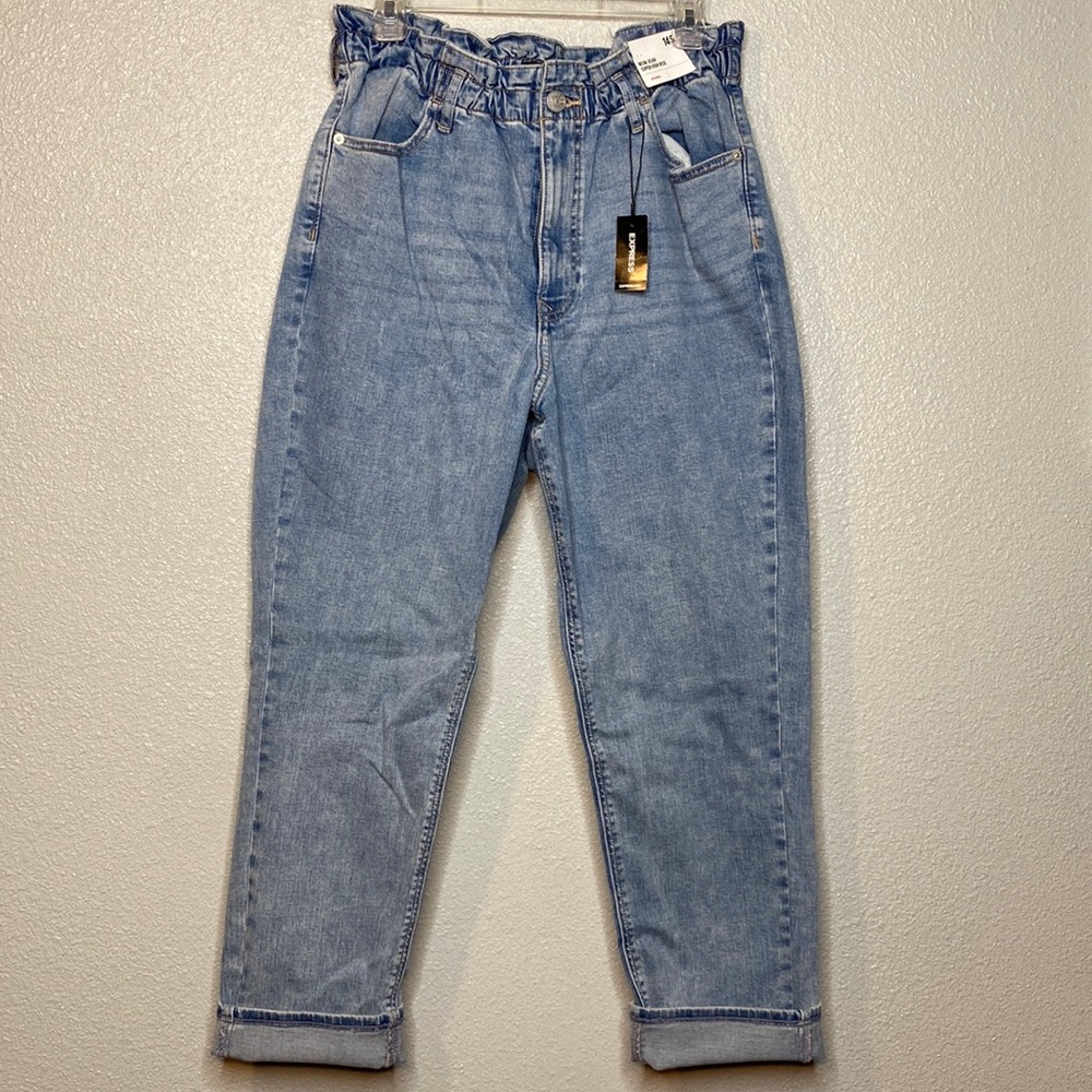 EXPRESS High Rise Mom Jeans